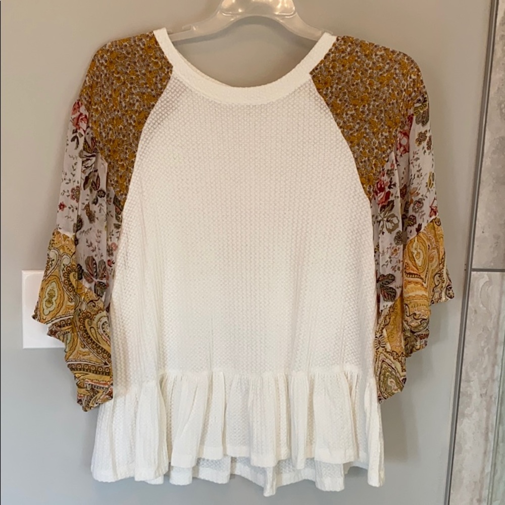 Boho blouse with beautiful sleeves